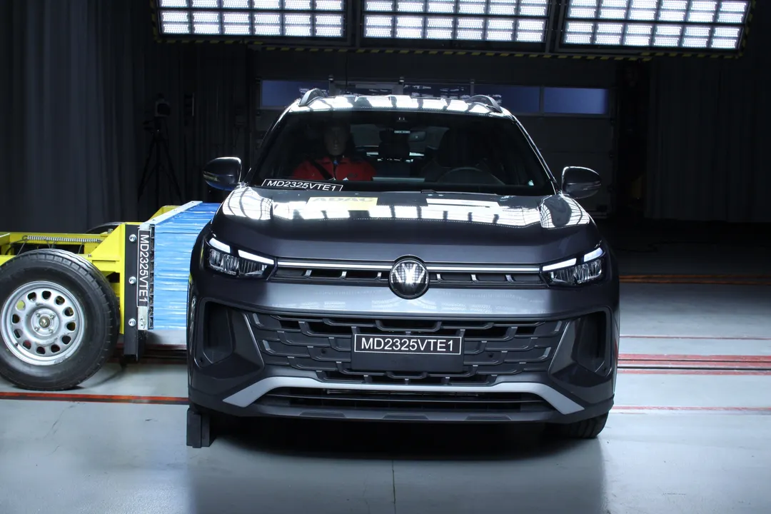 Latin NCAP presentó hoy el cuarto resultado del año 2025 con cinco estrellas para el recientemente lanzado Volkswagen Tera.
