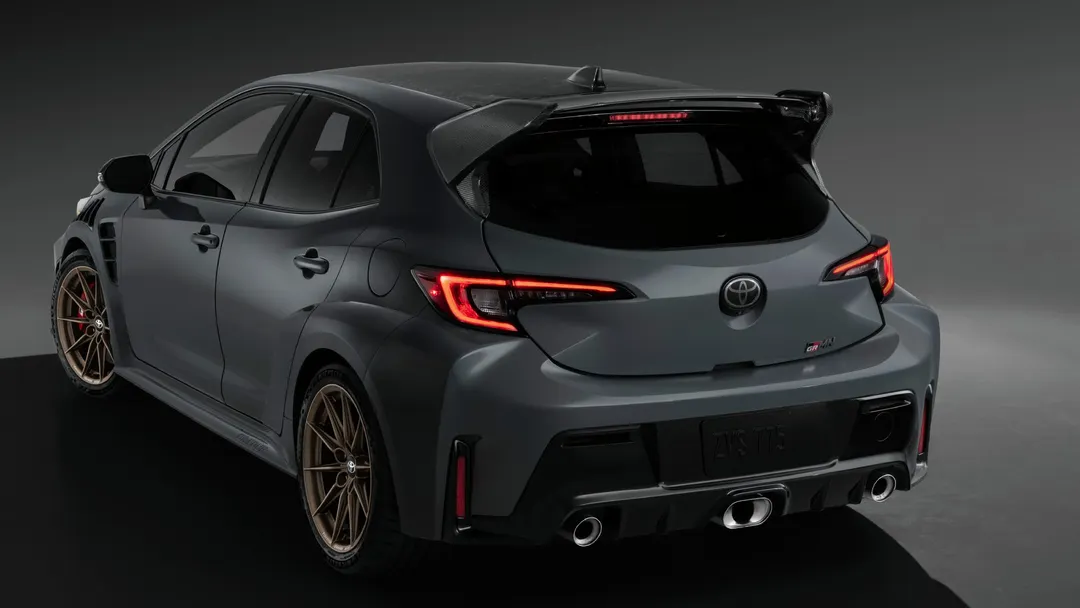 Toyota presentó el GRMN Corolla 2026: la versión más extrema y radical nacida en Nürburgring