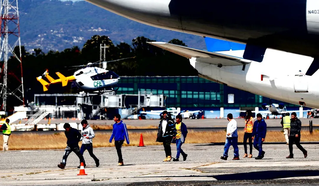 Los inmigrantes son perseguidos en Estados Unidos por Donald Trump. Foto Efe