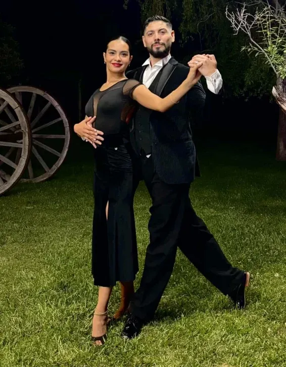Los bailarines Sofía Gallardo y Luis Campos.