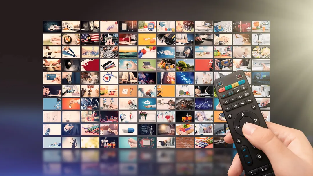 Rojo, verde, amarillo y azul: cuatro atajos que simplifican funciones cotidianas del televisor.